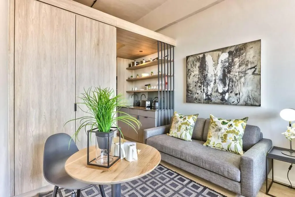 Sunny Escape In The Heart Of The Cbd At The Harri. W/ Parking Apartment Cape Town